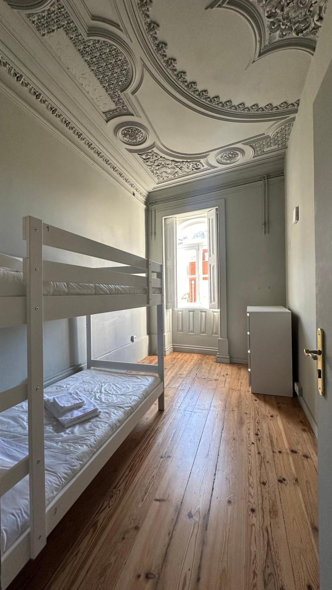 A Beira Hostel Авейру Экстерьер фото