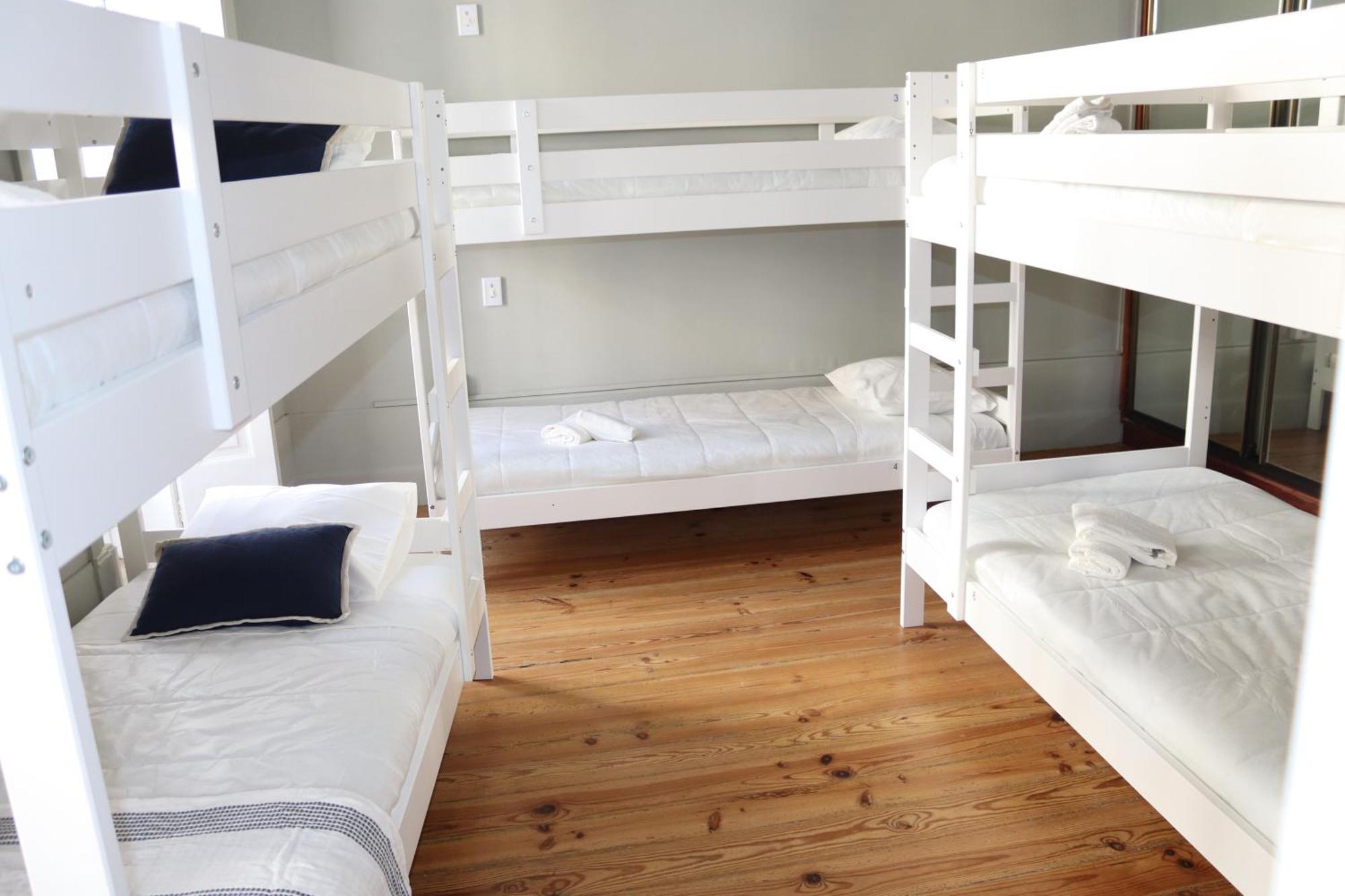 A Beira Hostel Авейру Экстерьер фото